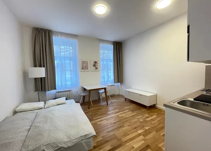 Varsavska Apartment 202